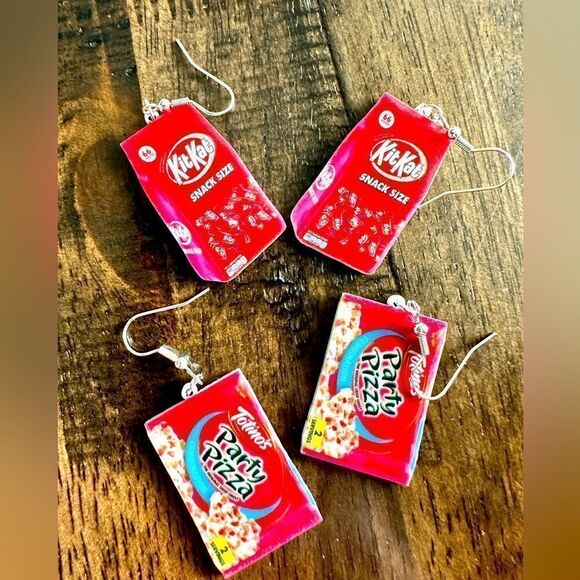 NWT Set of 2 Novelty Earrings - Acrylic Design Snack Dangle Earrings - Picture 2 of 4